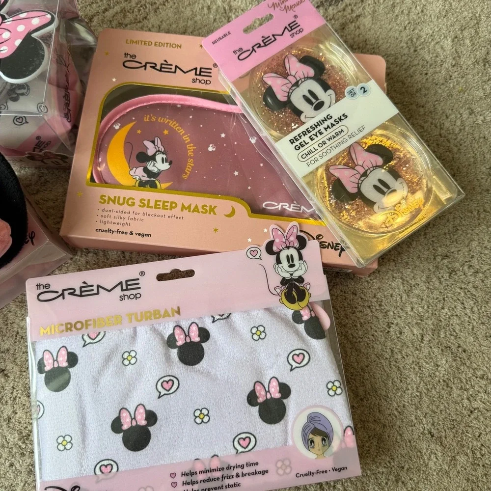 Disney The Creme Shop‎ Minnie Mouse Spa Set Sleep Mask Gel Eye Mask Turban 5pc